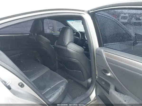58AGZ1B1XMU098554 2021 LEXUS ES - Image 8