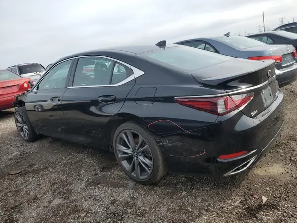 58AGZ1B1XMU109858 2021 LEXUS ES - Image 2