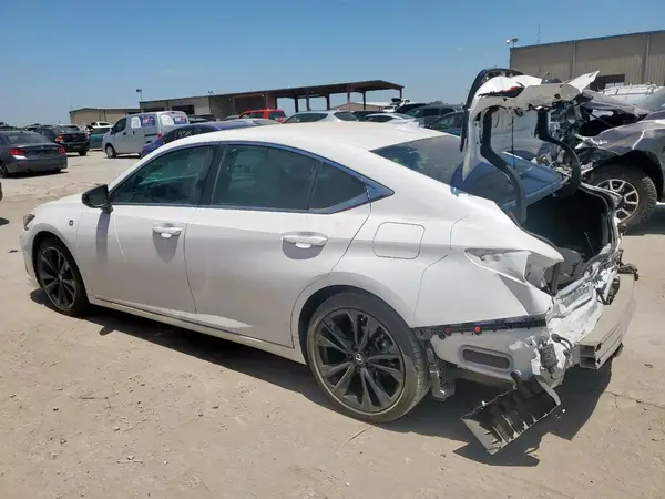 58AHZ1B10MU088779 2021 LEXUS ES - Image 2