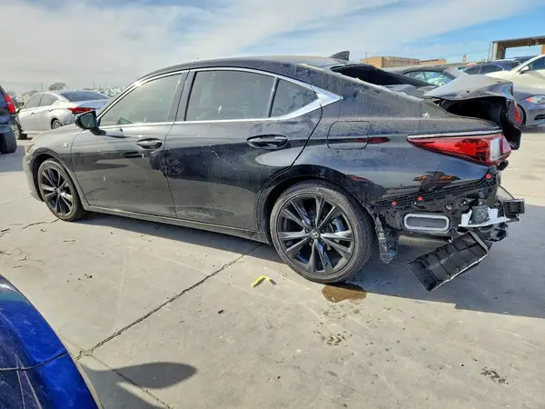 58AHZ1B10MU097174 2021 LEXUS ES - Image 2