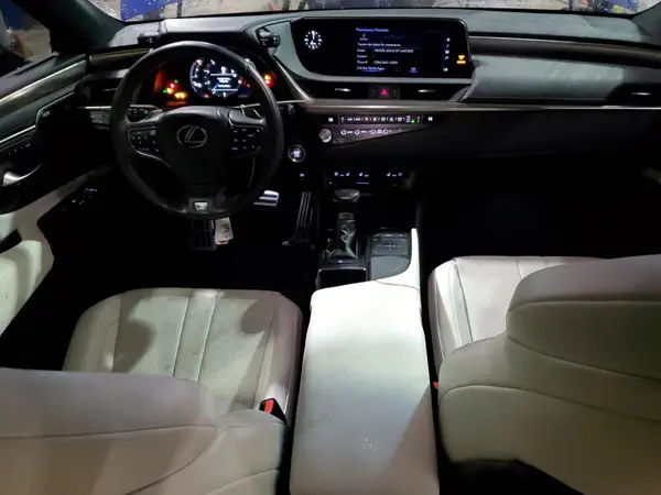 58AHZ1B12MU093532 2021 LEXUS ES - Image 8