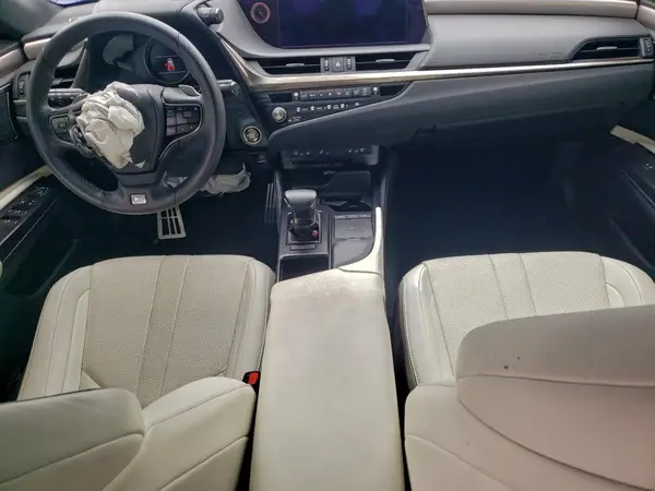 58AHZ1B12MU101726 2021 LEXUS ES - Image 8