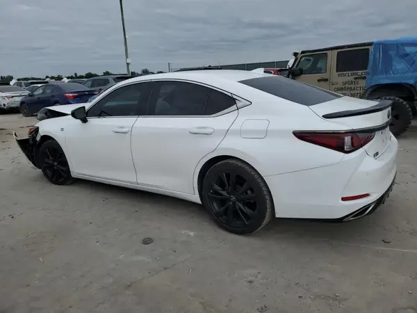 58AHZ1B12MU104576 2021 LEXUS ES - Image 2