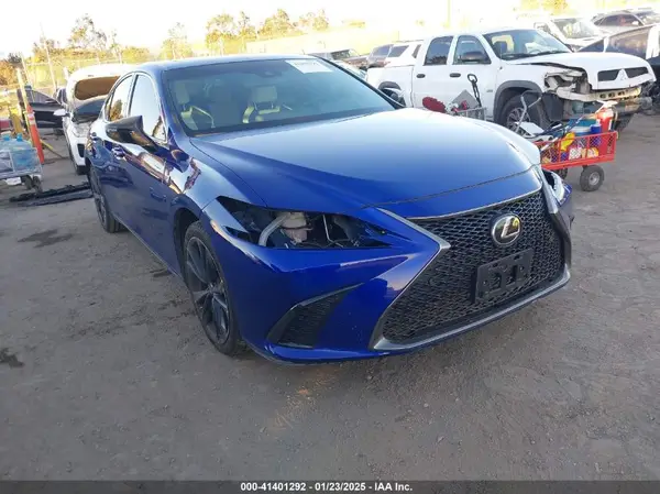 58AHZ1B17MU096457 2021 LEXUS ES - Image 1