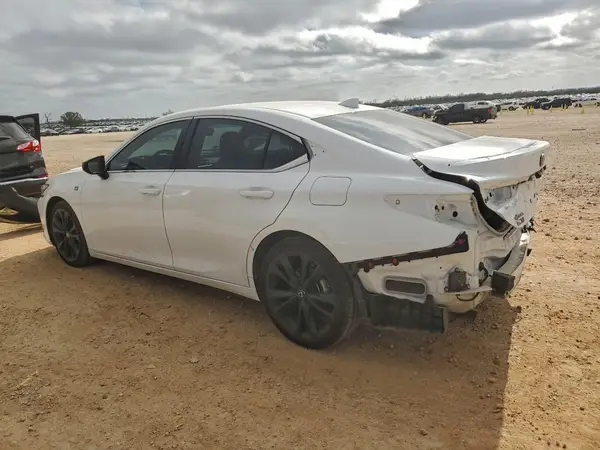 58AHZ1B1XMU098140 2021 LEXUS ES - Image 2
