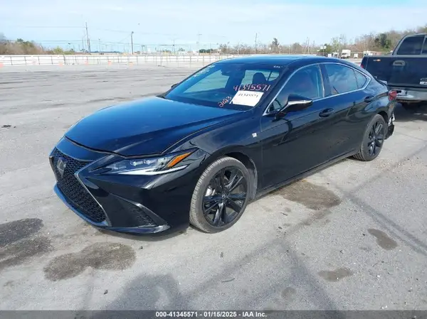 58AJZ1B10PU158450 2023 LEXUS ES - Image 2