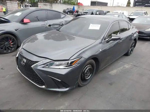 58AJZ1B14PU150836 2023 LEXUS ES - Image 2
