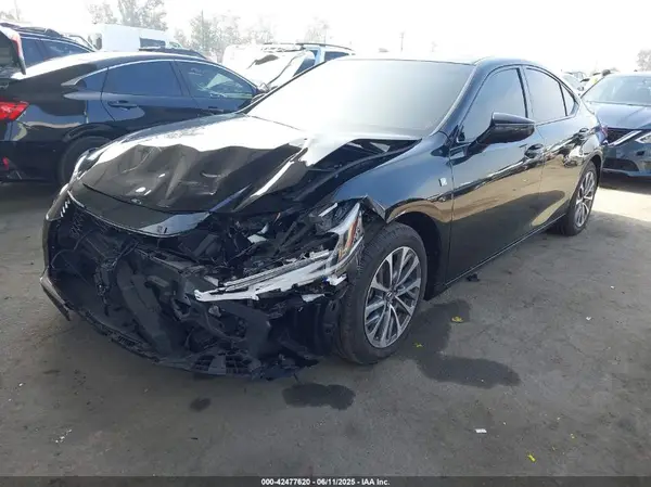 58AJZ1B14PU155129 2023 LEXUS ES - Image 2