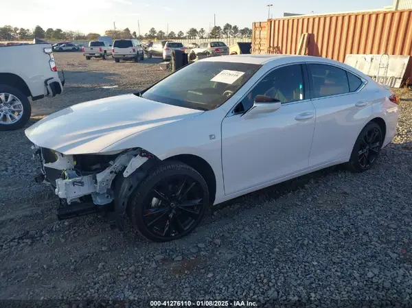 58AJZ1B18PU152962 2023 LEXUS ES - Image 2