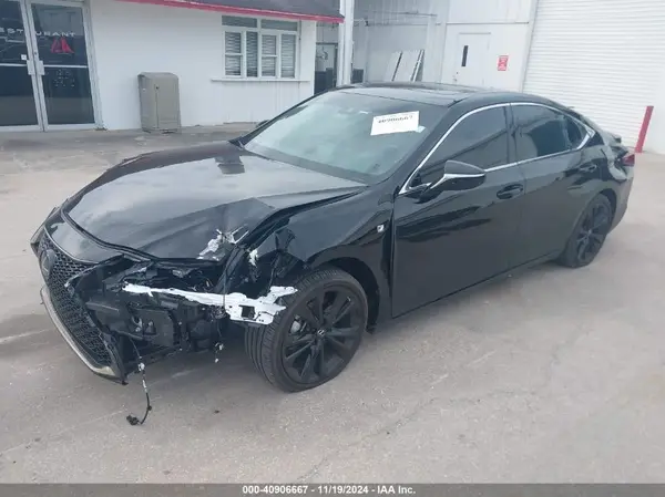 58AJZ1B19RU167067 2024 LEXUS ES - Image 2