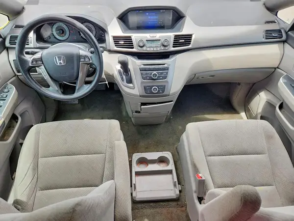 5FNRL5H20GB039300 2016 HONDA ODYSSEY - Image 8