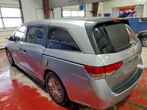 5FNRL5H20GB049339 2016 HONDA ODYSSEY - Image 2
