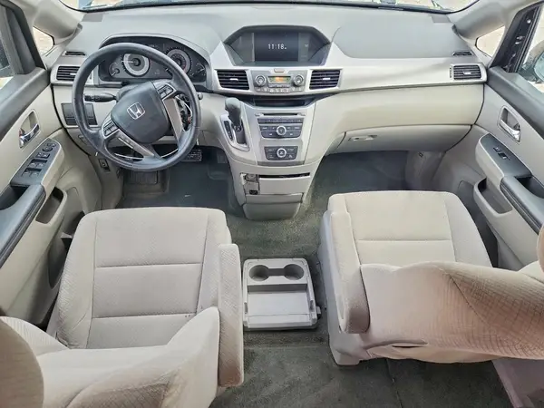5FNRL5H20GB110866 2016 HONDA ODYSSEY - Image 8