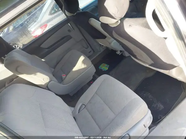 5FNRL5H20GB123584 2016 HONDA ODYSSEY - Image 8