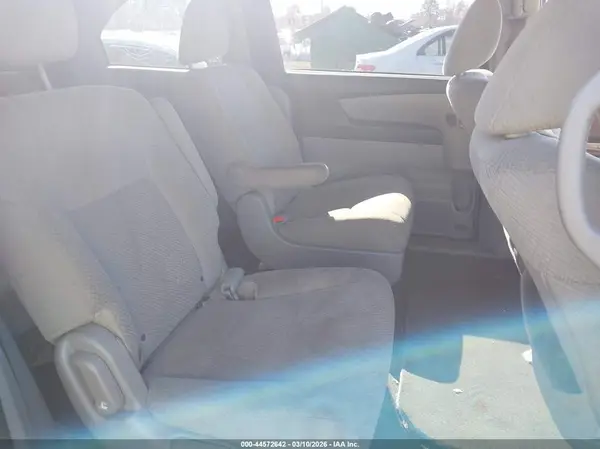5FNRL5H20HB001003 2017 HONDA ODYSSEY - Image 8