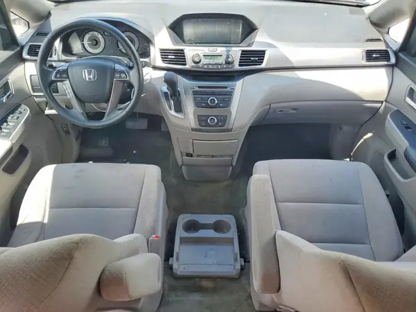 5FNRL5H20HB020828 2017 HONDA ODYSSEY - Image 8