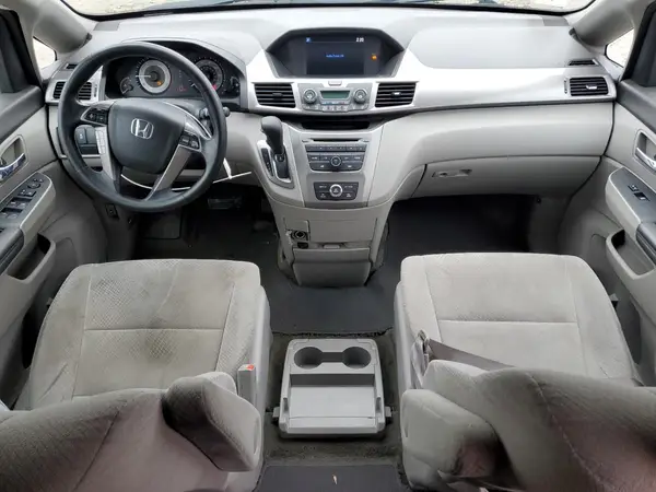 5FNRL5H21GB049933 2016 HONDA ODYSSEY - Image 8