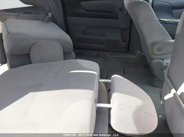 5FNRL5H21GB503162 2016 HONDA ODYSSEY - Image 8