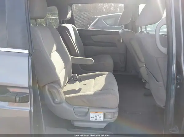 5FNRL5H22GB065140 2016 HONDA ODYSSEY - Image 8