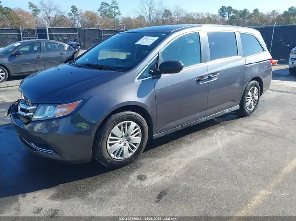 5FNRL5H22GB081905 2016 HONDA ODYSSEY - Image 2