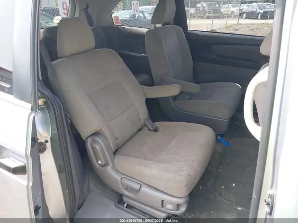 5FNRL5H22GB152925 2016 HONDA ODYSSEY - Image 8
