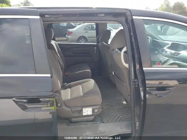 5FNRL5H22GB512565 2016 HONDA ODYSSEY - Image 8