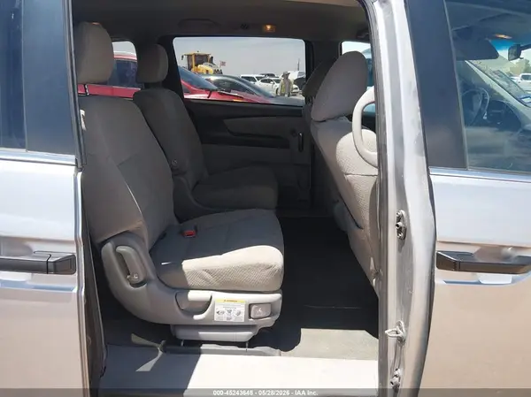 5FNRL5H24GB008602 2016 HONDA ODYSSEY - Image 8
