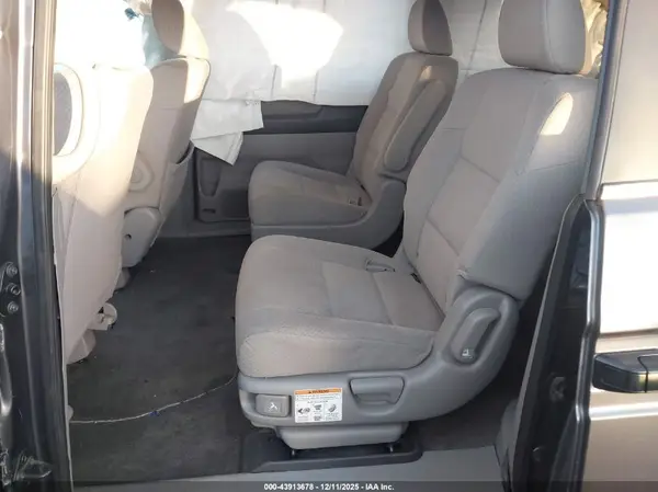 5FNRL5H24GB034410 2016 HONDA ODYSSEY - Image 8