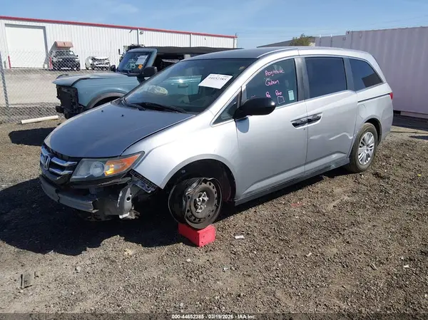5FNRL5H24GB066211 2016 HONDA ODYSSEY - Image 2