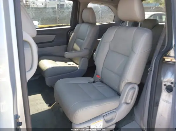 5FNRL5H24GB094302 2016 HONDA ODYSSEY - Image 8