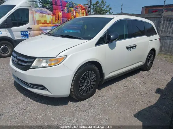 5FNRL5H24GB513099 2016 HONDA ODYSSEY - Image 2