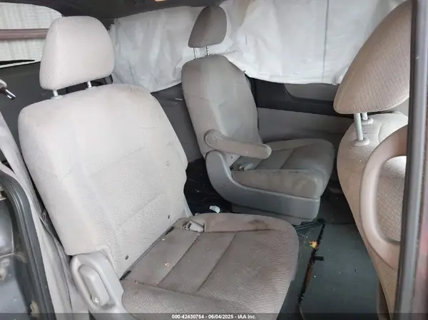 5FNRL5H24HB001005 2017 HONDA ODYSSEY - Image 8