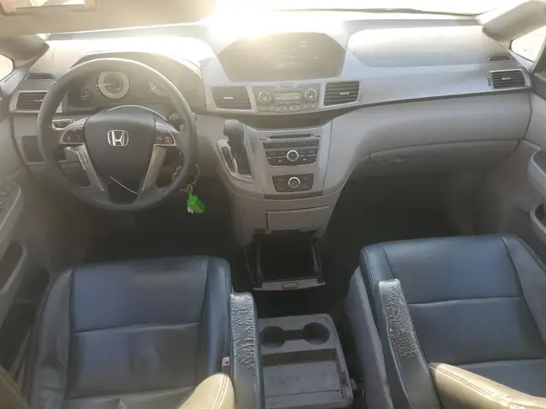 5FNRL5H24HB002414 2017 HONDA ODYSSEY - Image 8