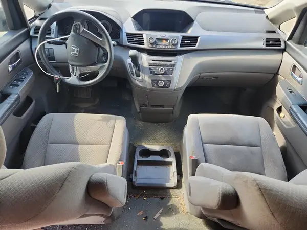 5FNRL5H24HB016989 2017 HONDA ODYSSEY - Image 8