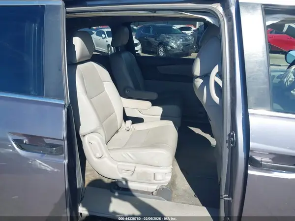 5FNRL5H25GB005675 2016 HONDA ODYSSEY - Image 8