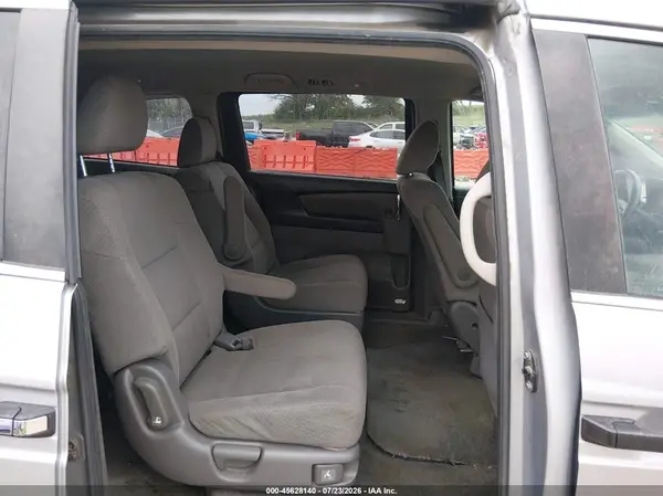 5FNRL5H25GB015476 2016 HONDA ODYSSEY - Image 8