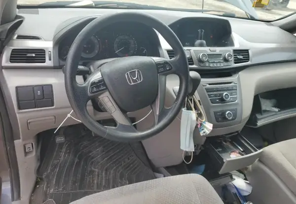 5FNRL5H25GB108739 2016 HONDA ODYSSEY - Image 8