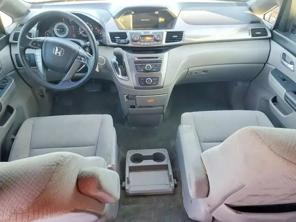 5FNRL5H25HB017505 2017 HONDA ODYSSEY - Image 8