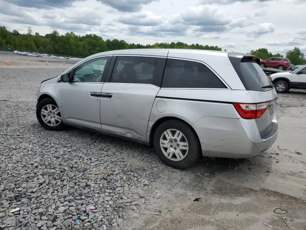 5FNRL5H26BB010974 2018 HONDA ODYSSEY - Image 2