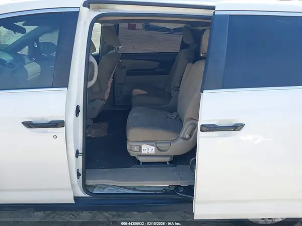 5FNRL5H26GB018340 2016 HONDA ODYSSEY - Image 8