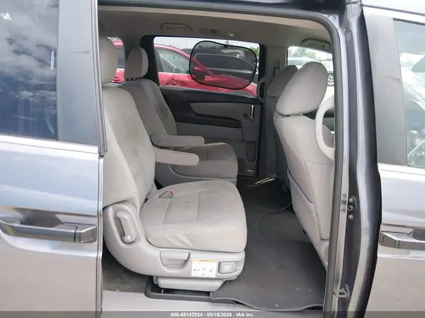 5FNRL5H26GB092664 2016 HONDA ODYSSEY - Image 8