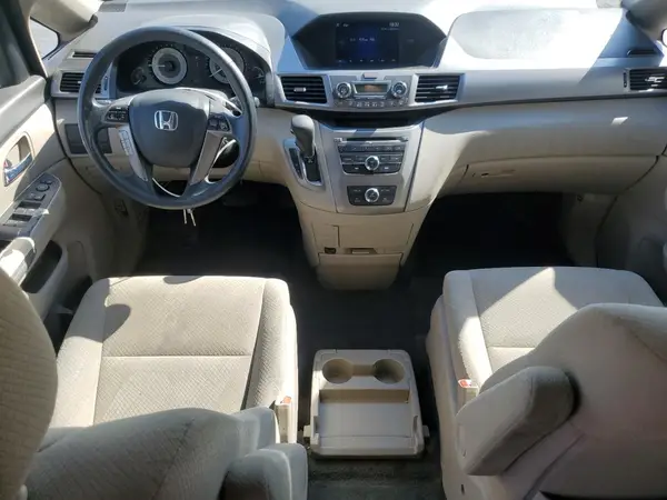 5FNRL5H26GB111990 2016 HONDA ODYSSEY - Image 8