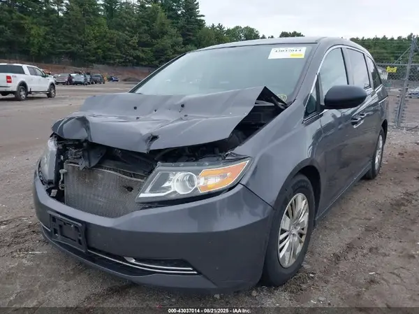 5FNRL5H26HB020848 2017 HONDA ODYSSEY - Image 2