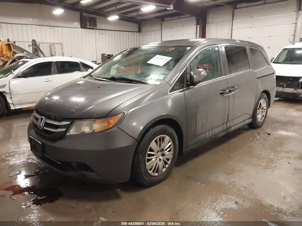5FNRL5H27GB069328 2016 HONDA ODYSSEY - Image 2