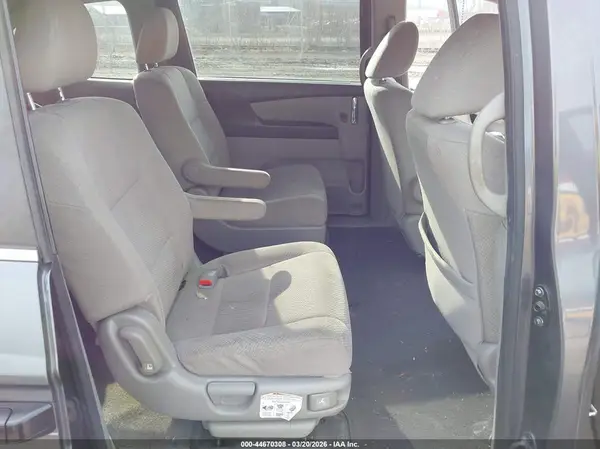5FNRL5H27GB113165 2016 HONDA ODYSSEY - Image 8