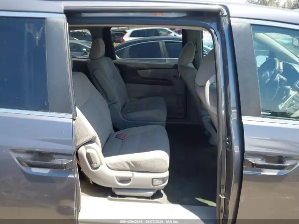 5FNRL5H27GB141077 2016 HONDA ODYSSEY - Image 8
