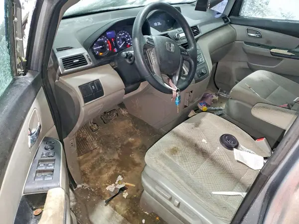 5FNRL5H27HB001628 2017 HONDA ODYSSEY - Image 8