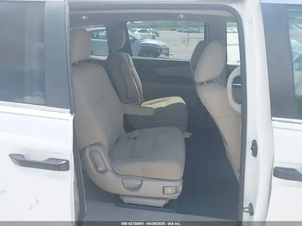 5FNRL5H27HB017067 2017 HONDA ODYSSEY - Image 8
