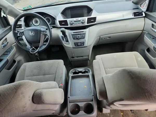 5FNRL5H28GB068608 2016 HONDA ODYSSEY - Image 8