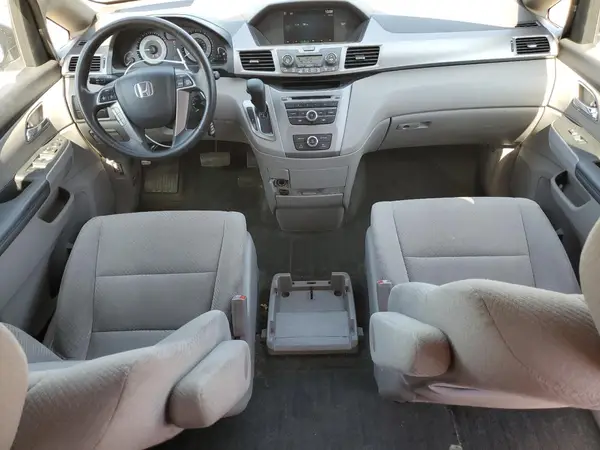 5FNRL5H28GB081889 2016 HONDA ODYSSEY - Image 8